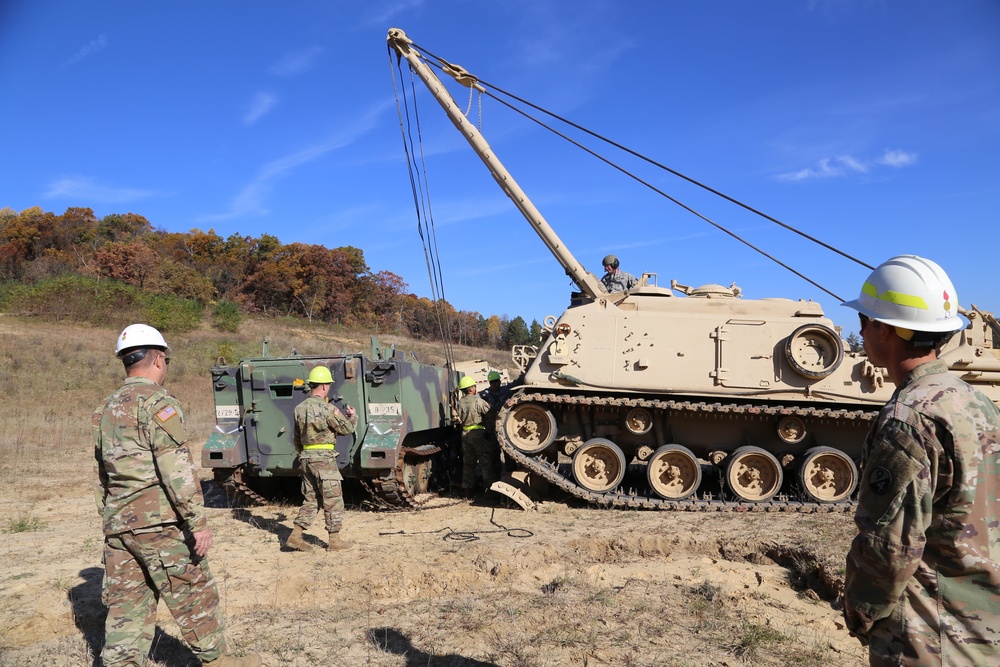Fort McCoy’s RTS-Maintenance holds first Tracked Vehicle Recovery Course