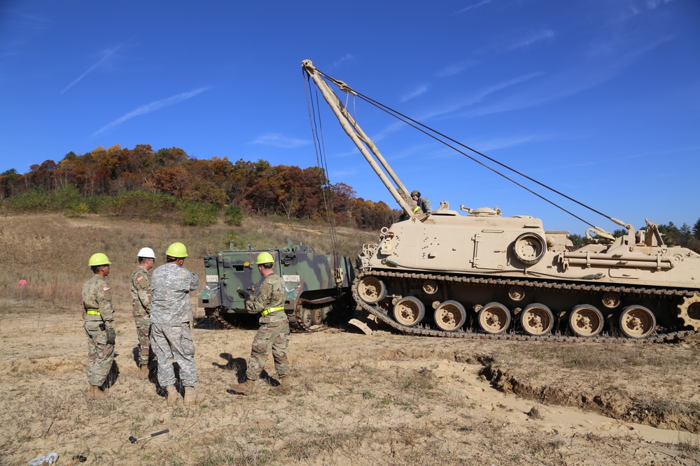 Fort McCoy’s RTS-Maintenance holds first Tracked Vehicle Recovery Course