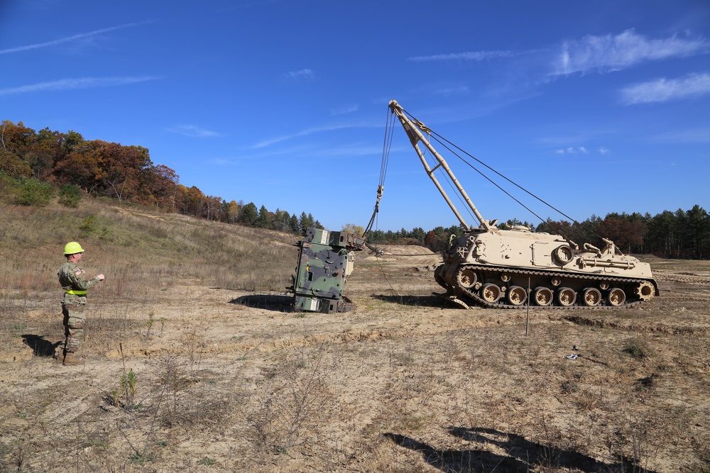 Fort McCoy’s RTS-Maintenance holds first Tracked Vehicle Recovery Course