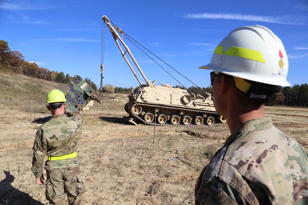 Fort McCoy’s RTS-Maintenance holds first Tracked Vehicle Recovery Course
