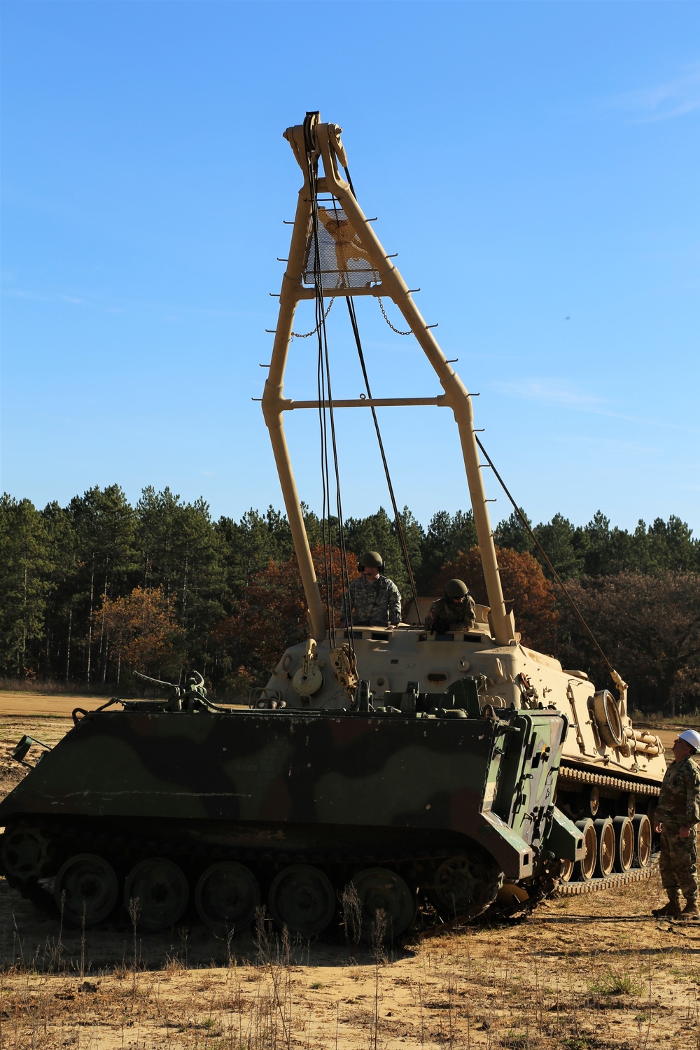 Fort McCoy’s RTS-Maintenance holds first Tracked Vehicle Recovery Course