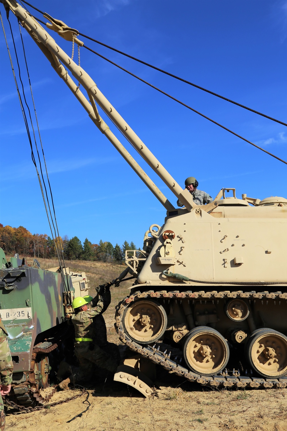 Fort McCoy’s RTS-Maintenance holds first Tracked Vehicle Recovery Course