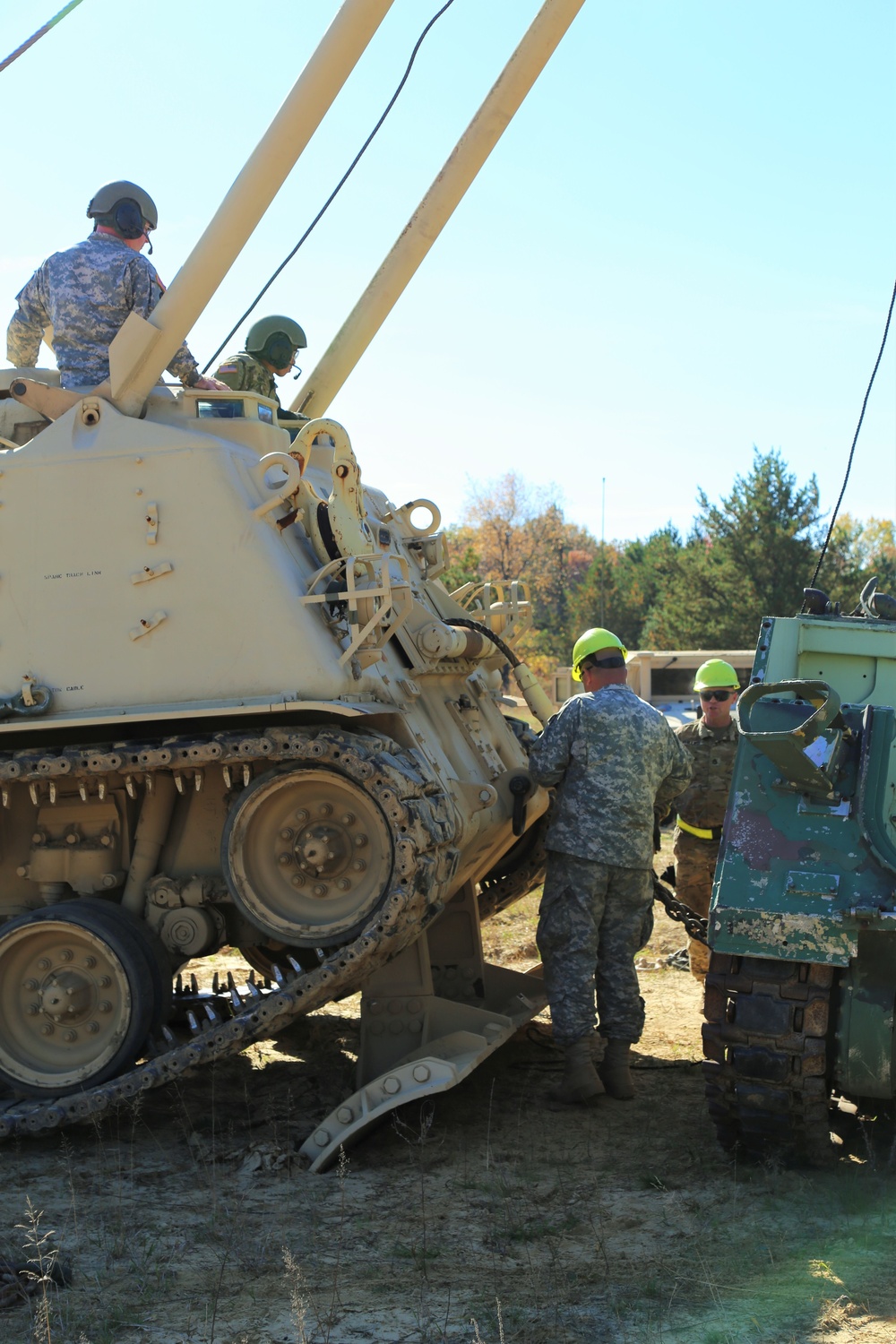 Fort McCoy’s RTS-Maintenance holds first Tracked Vehicle Recovery Course