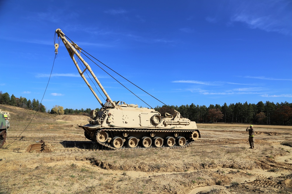 Fort McCoy’s RTS-Maintenance holds first Tracked Vehicle Recovery Course