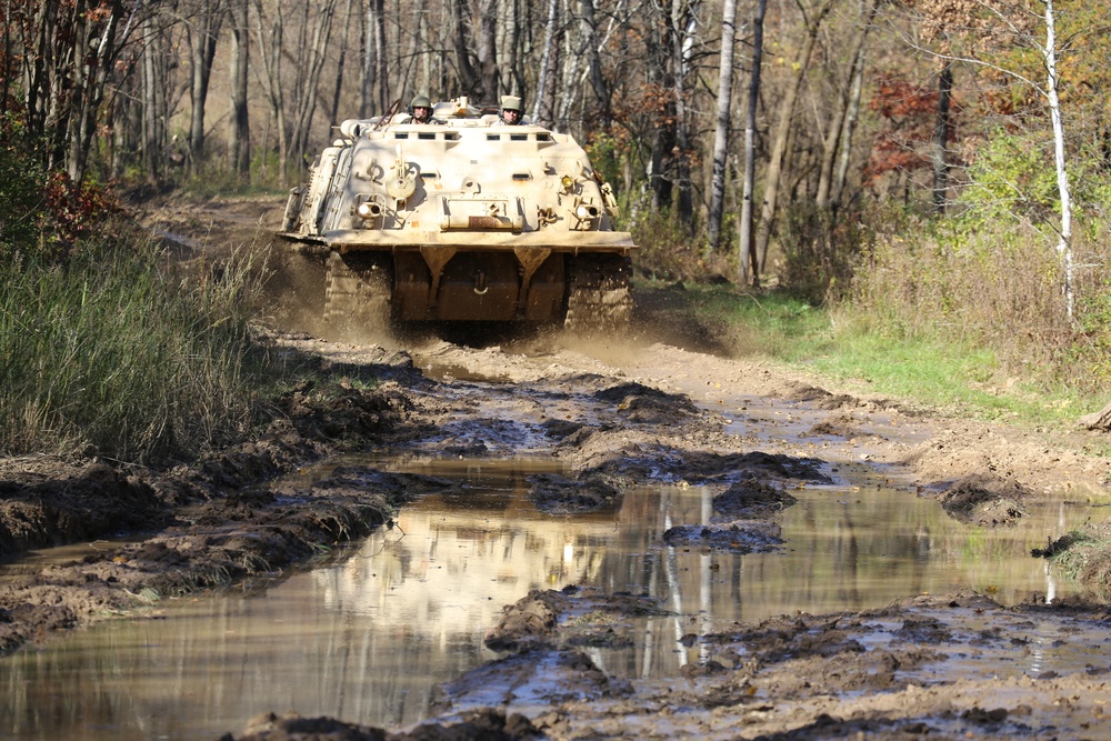 Fort McCoy’s RTS-Maintenance holds first Tracked Vehicle Recovery Course