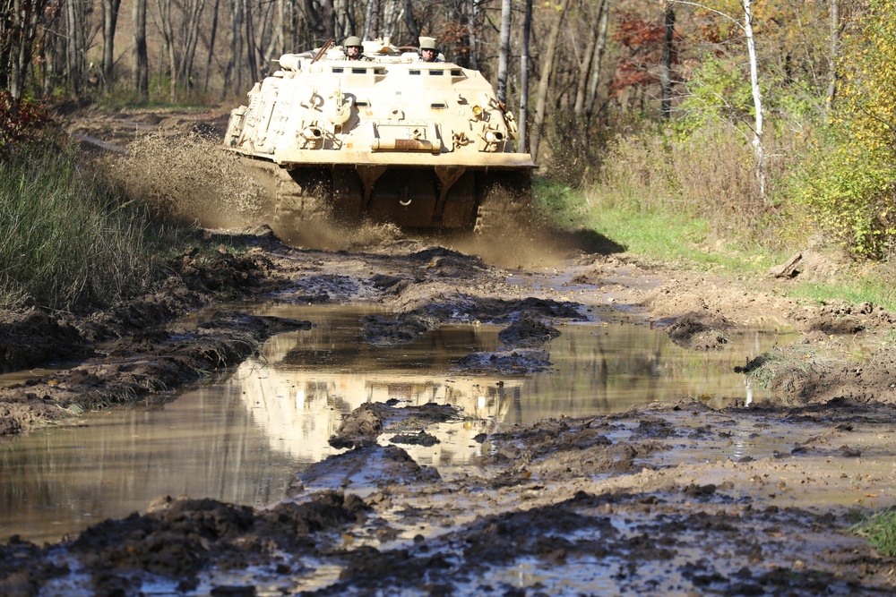 Fort McCoy’s RTS-Maintenance holds first Tracked Vehicle Recovery Course