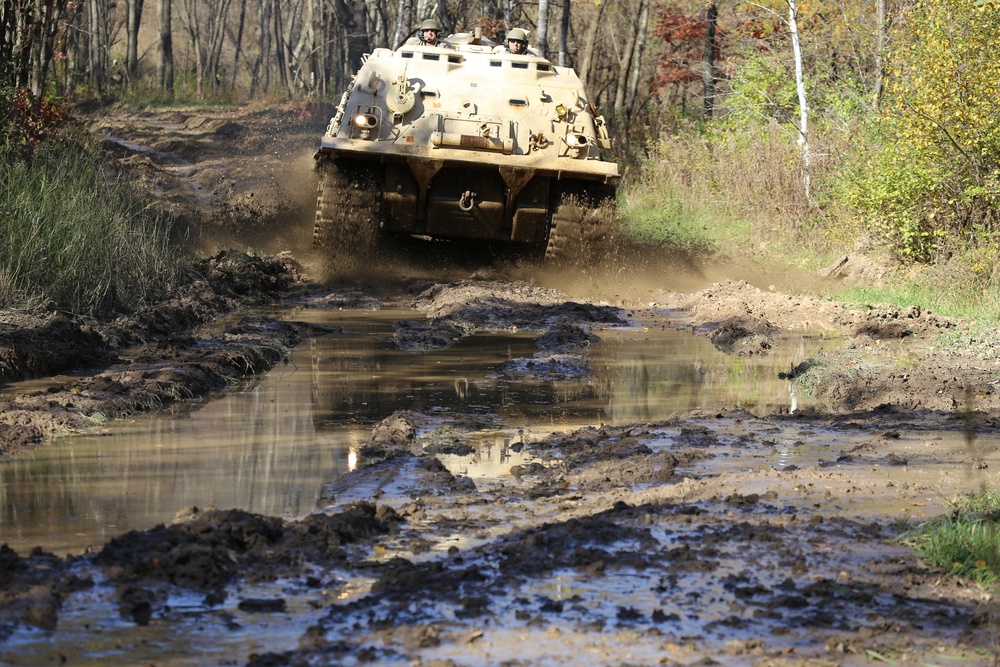 Fort McCoy’s RTS-Maintenance holds first Tracked Vehicle Recovery Course