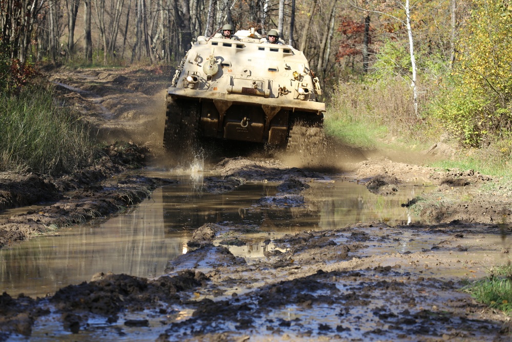 Fort McCoy’s RTS-Maintenance holds first Tracked Vehicle Recovery Course