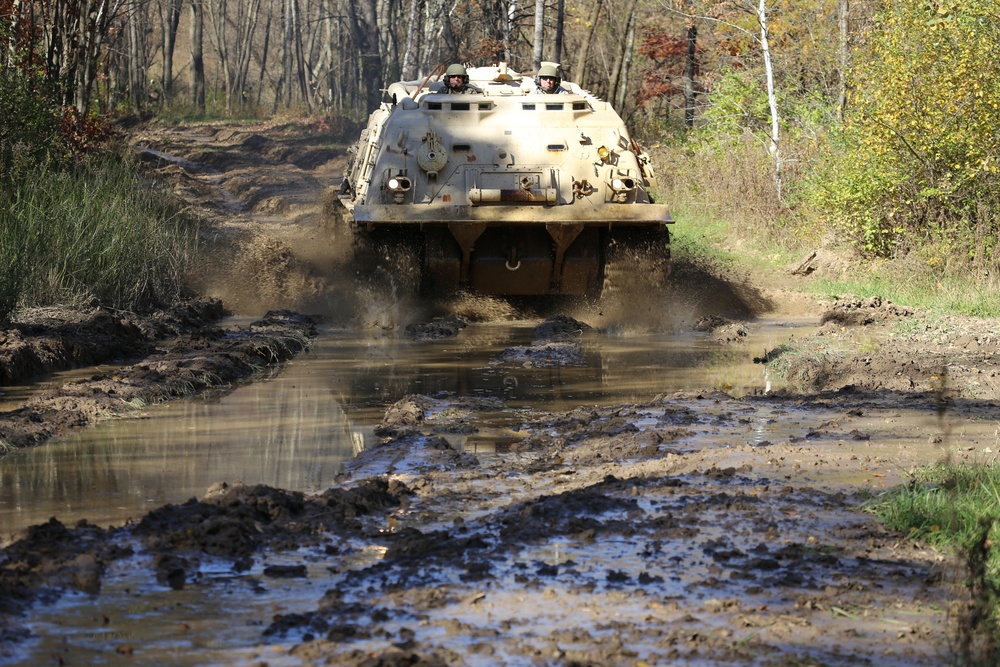 Fort McCoy’s RTS-Maintenance holds first Tracked Vehicle Recovery Course