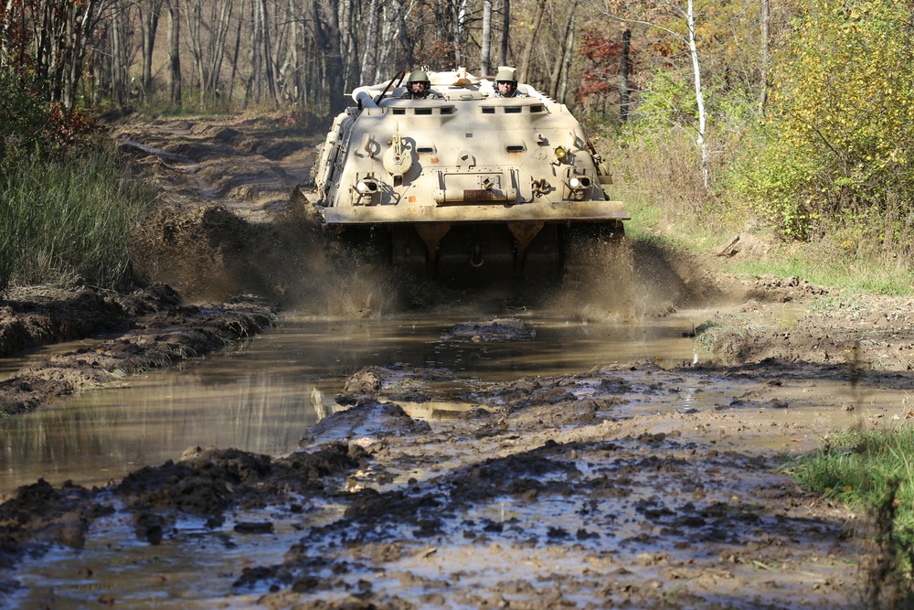 Fort McCoy’s RTS-Maintenance holds first Tracked Vehicle Recovery Course