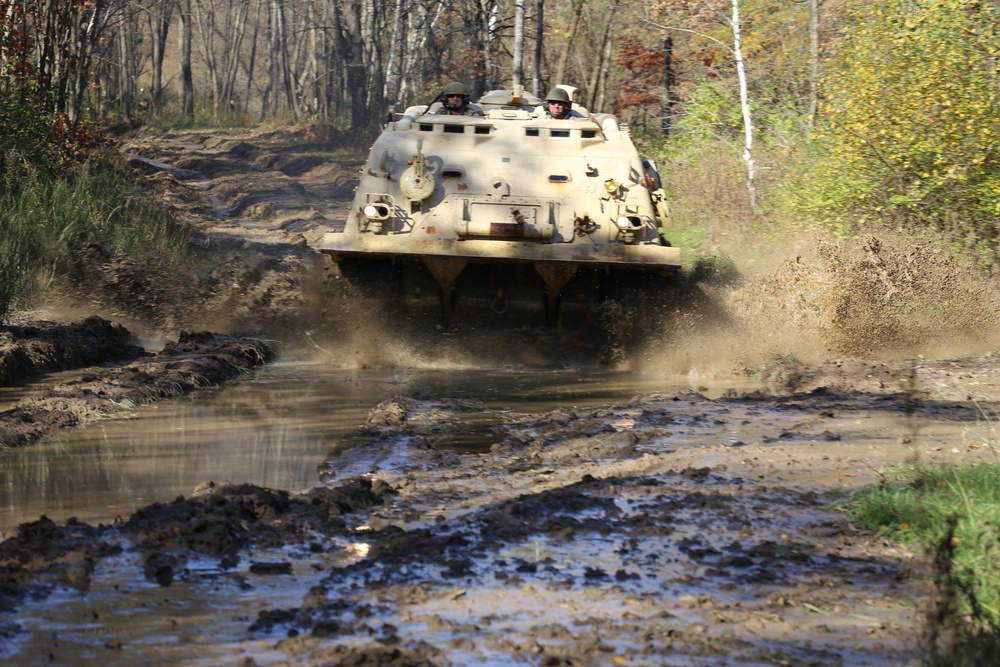 Fort McCoy’s RTS-Maintenance holds first Tracked Vehicle Recovery Course