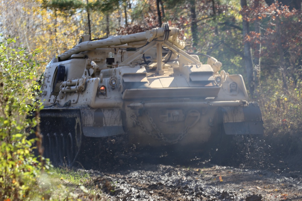 Fort McCoy’s RTS-Maintenance holds first Tracked Vehicle Recovery Course