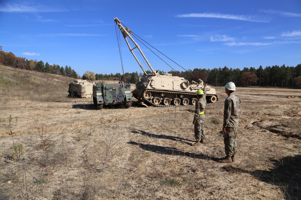 Fort McCoy’s RTS-Maintenance holds first Tracked Vehicle Recovery Course