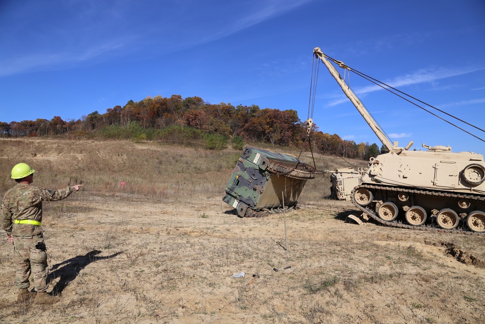Fort McCoy’s RTS-Maintenance holds first Tracked Vehicle Recovery Course