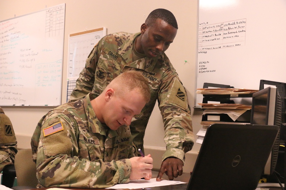 Soldier of &quot;Can Do&quot; Battalion wins 3ID Career Counselor of the Year