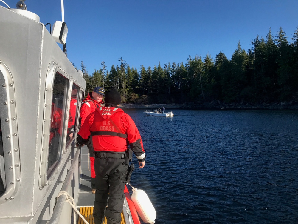 Station Ketchikan crew assists 2 on disabled boat