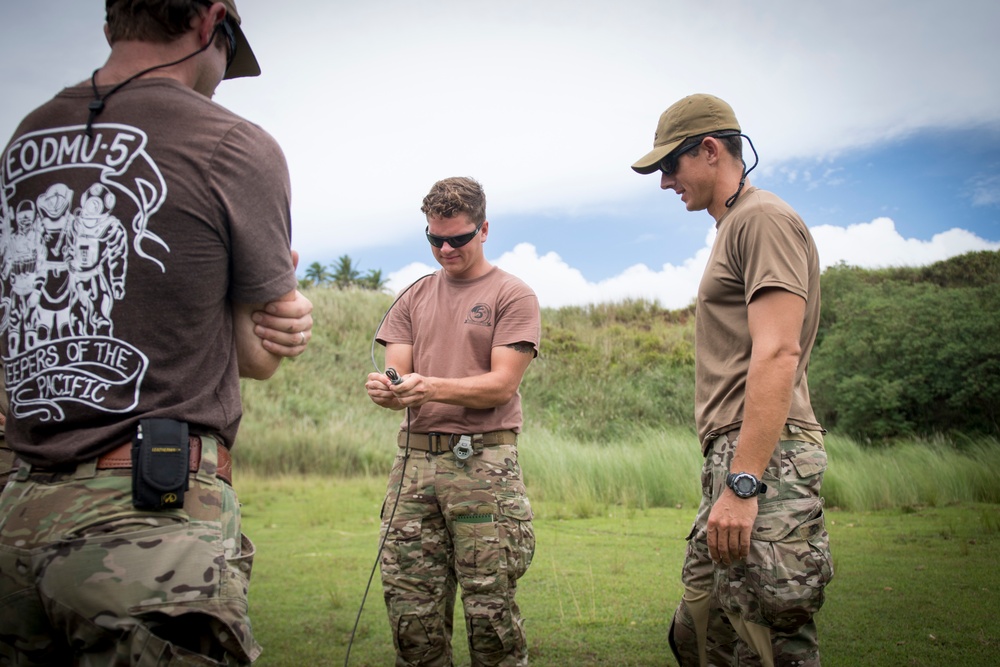 DVIDS Images EODMU 5 DEMOLITION TRAINING [Image 3 of 6]