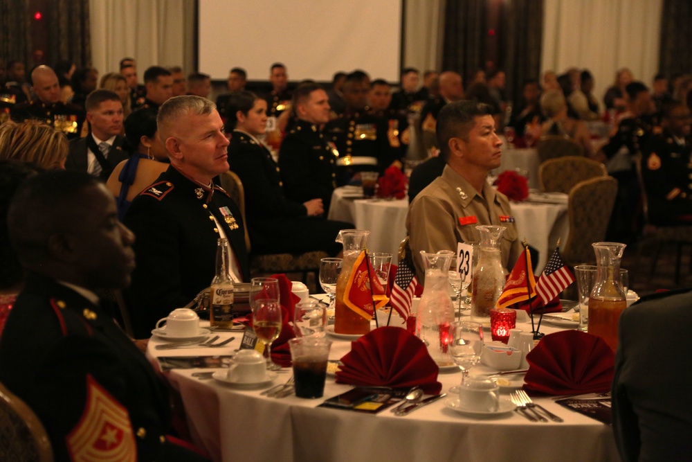 Republic of Korea, U.S. Marine leaders attend Marine Corps Birthday Ball during 3d Marine Logistics Group command visit