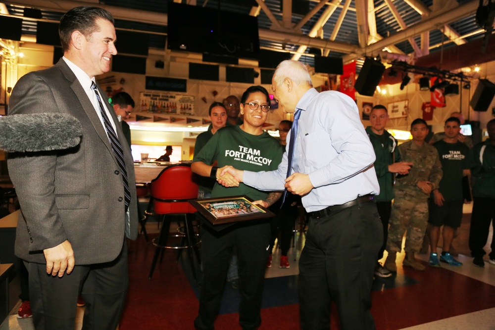 Fort McCoy recognizes Army Ten-Miler team with welcome home ceremony