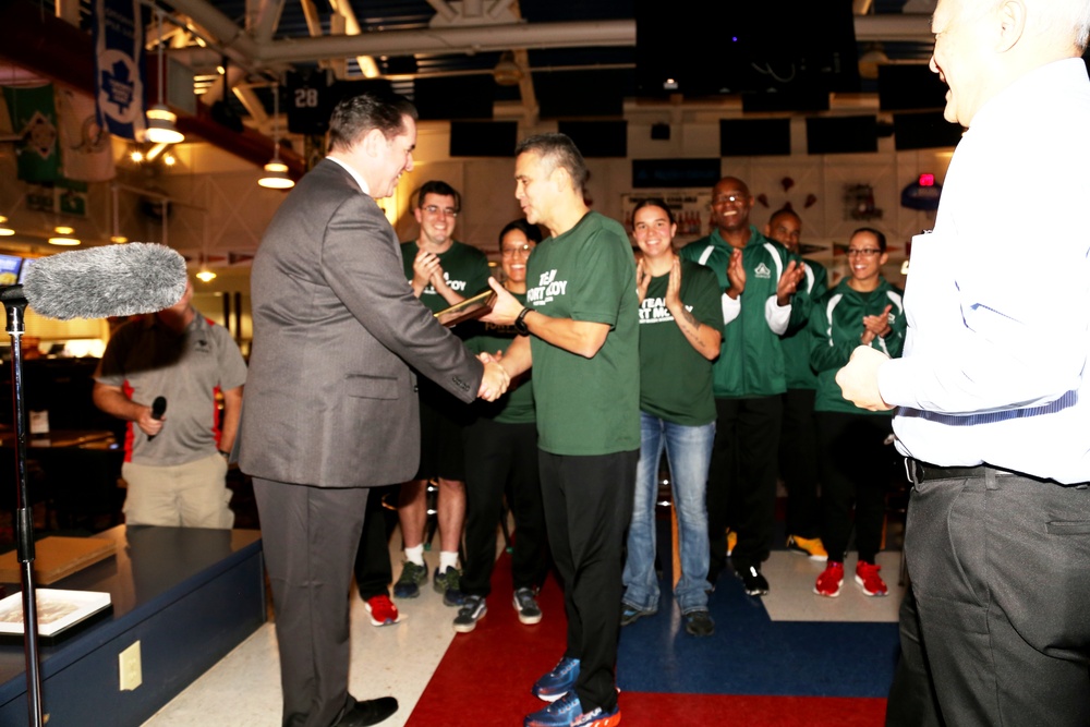 Fort McCoy recognizes Army Ten-Miler team with welcome home ceremony