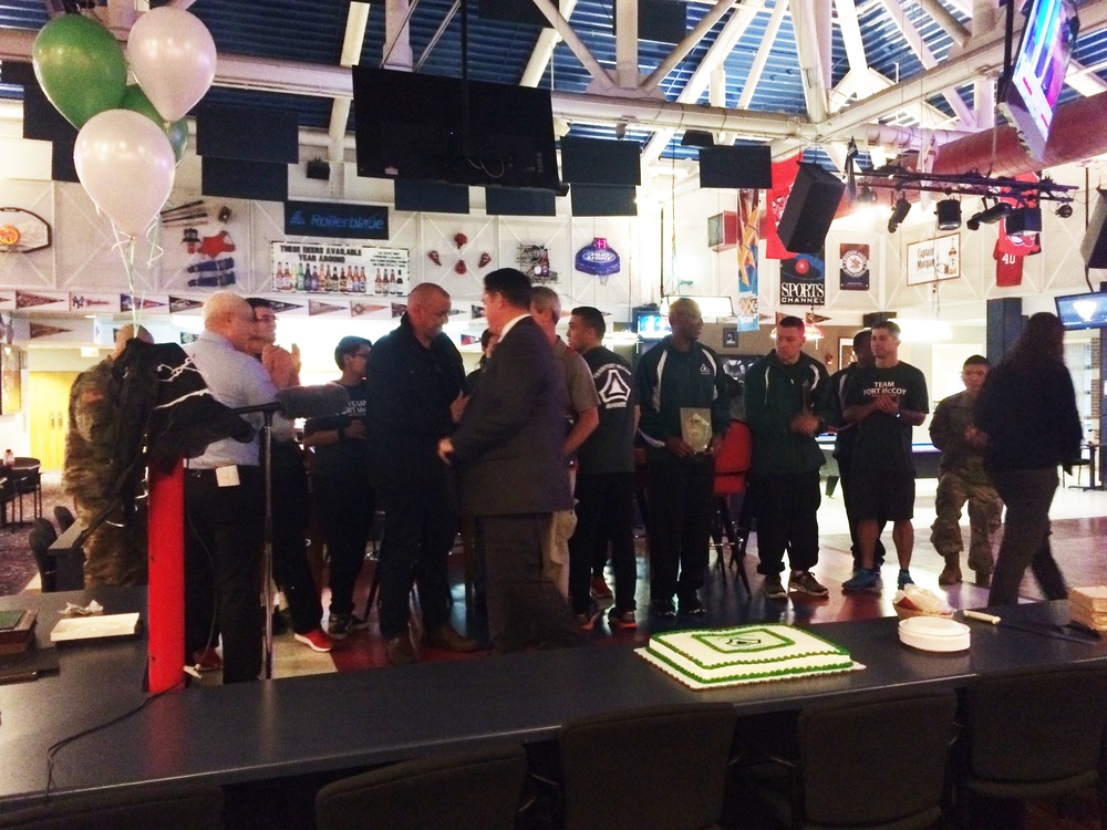 Fort McCoy recognizes Army Ten-Miler team with welcome home ceremony