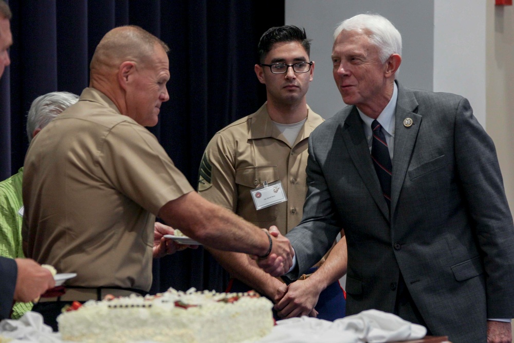CMC Attends Macks Marines