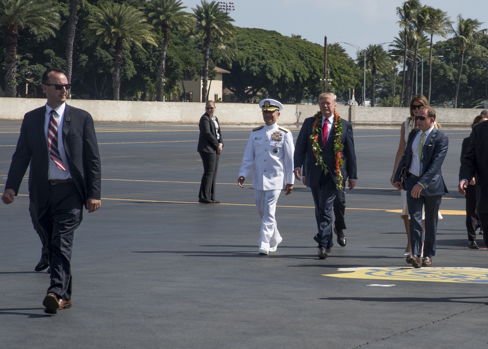 POTUS visits Joint Base Pearl Harbor-Hickam