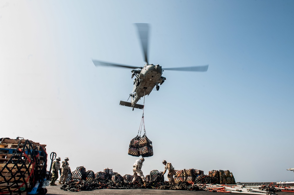 USS America conducts vertical replenishment