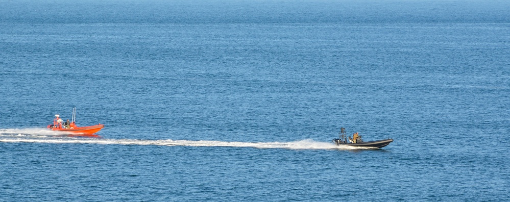 USS Iwo Jima (LHD 7) Conducts Combined COMPTUEX