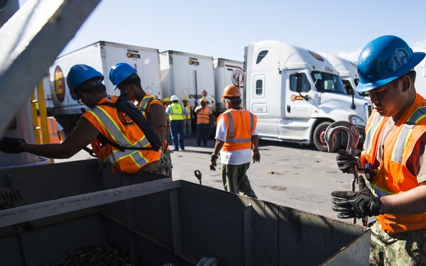 Hurricane Maria: USNS Brittin arrives in Ponce