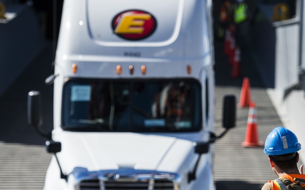 Hurricane Maria: USNS Brittin arrives in Ponce
