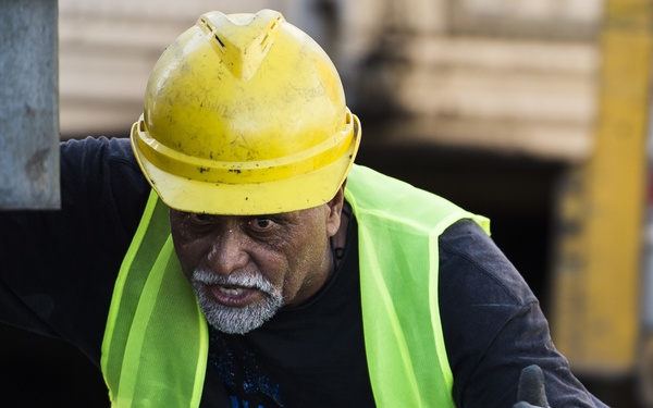 Hurricane Maria: USNS Brittin arrives in Ponce