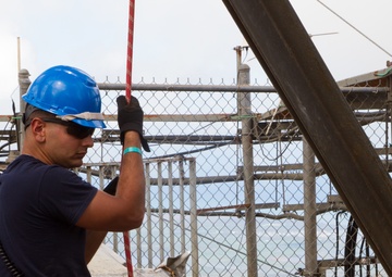 Air Force engineers revive Puerto Rico communications relays