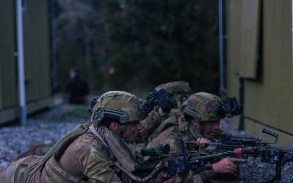 BLUFORCE Descends upon Dipflat