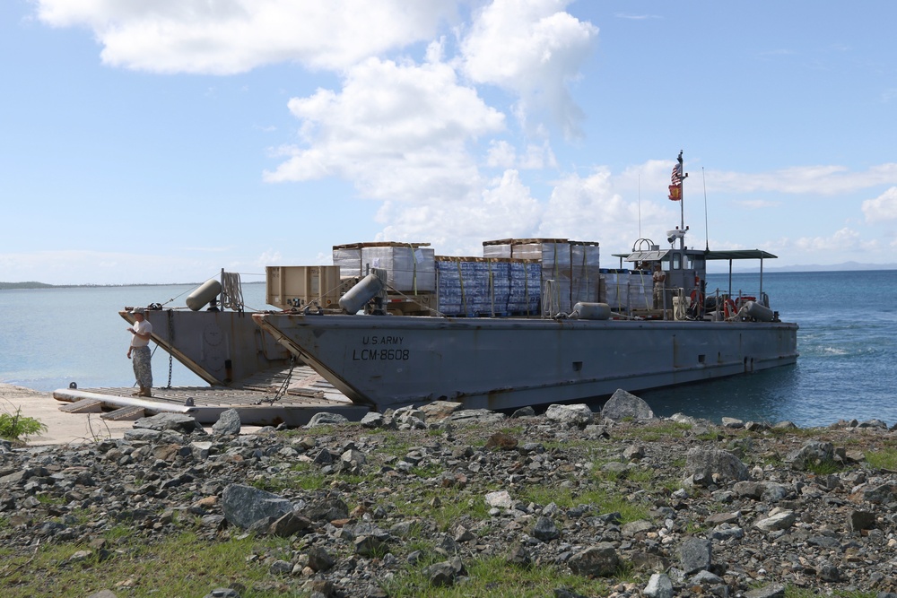 Soldiers Supply Vieques with Food and Water