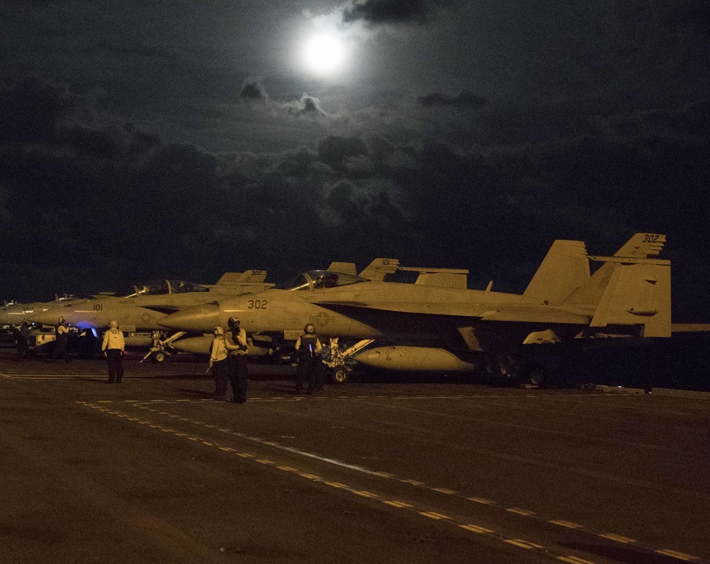 ISE-3 Flight Deck Night Ops