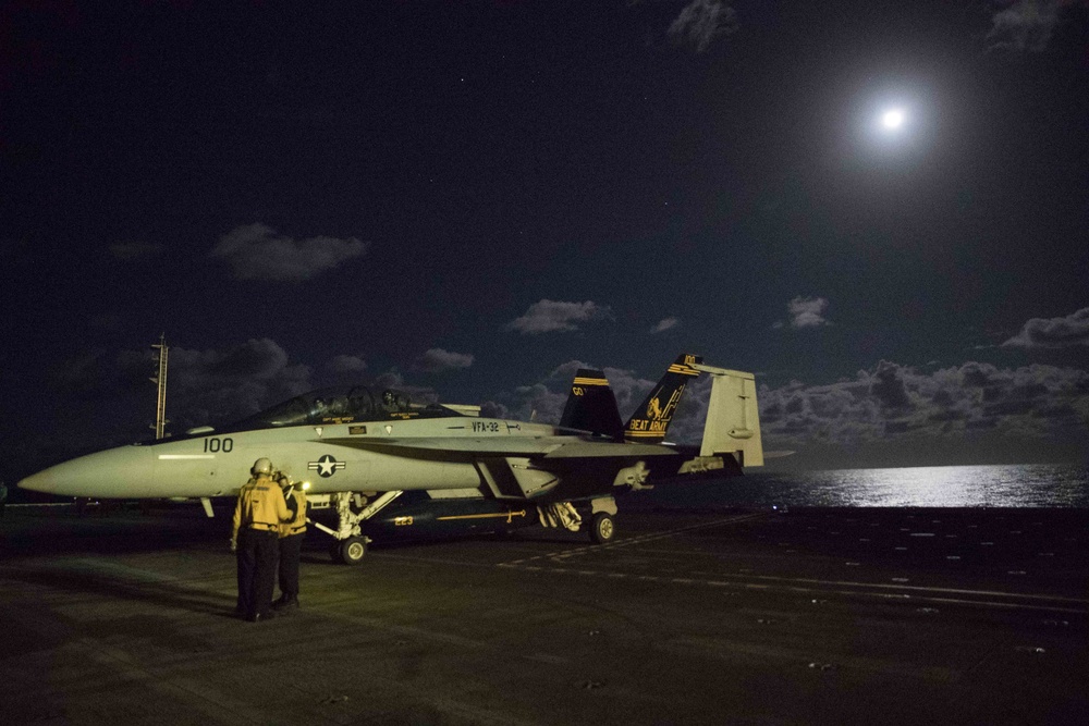 USS Gerlad R. Ford (CVN 78) Night Flight Operations