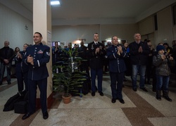 USAFE Band to Europe [Image 9 of 39]