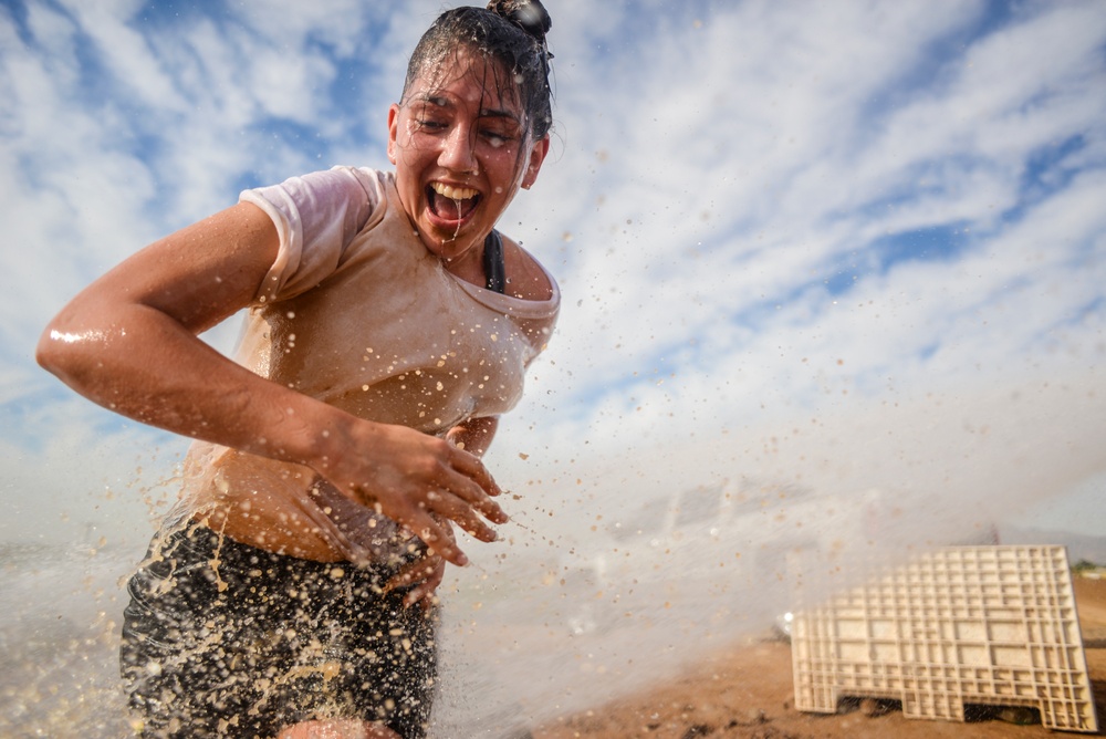 Thunderbolts host 4th Annual Luke Mudder