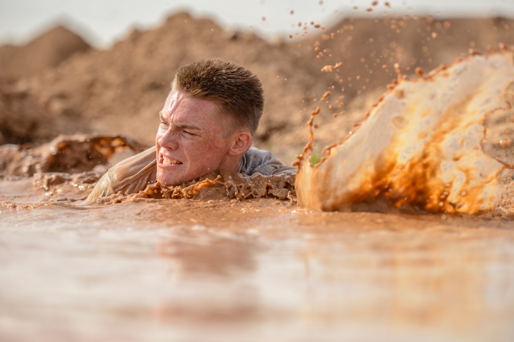 Thunderbolts host 4th Annual Luke Mudder
