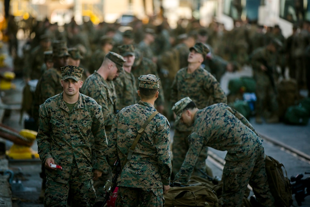 26th MEU Embarks for COMPTUEX