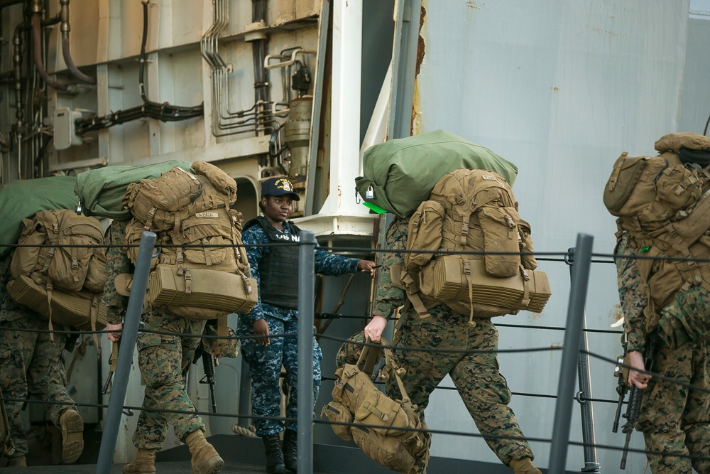 26th MEU Embarks for COMPTUEX