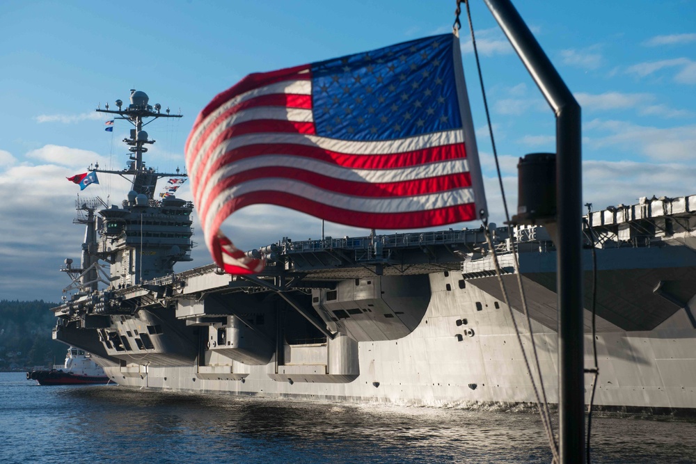 Stennis Gets Underway