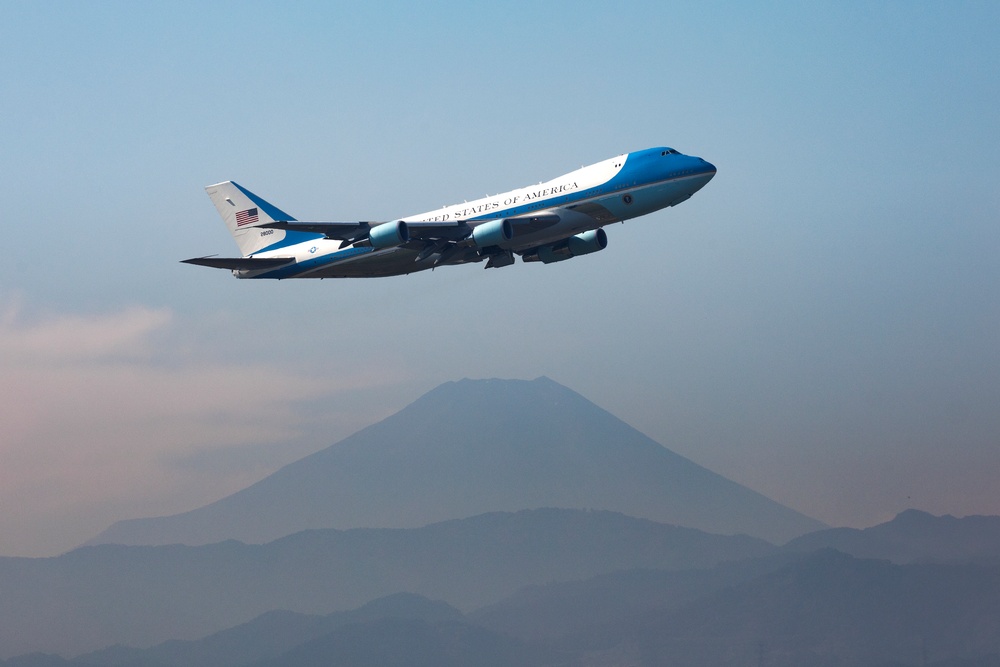 Air Force One takes off from Yokota