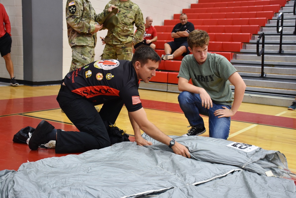 Black Daggers parachute team visits Phoenix area high school