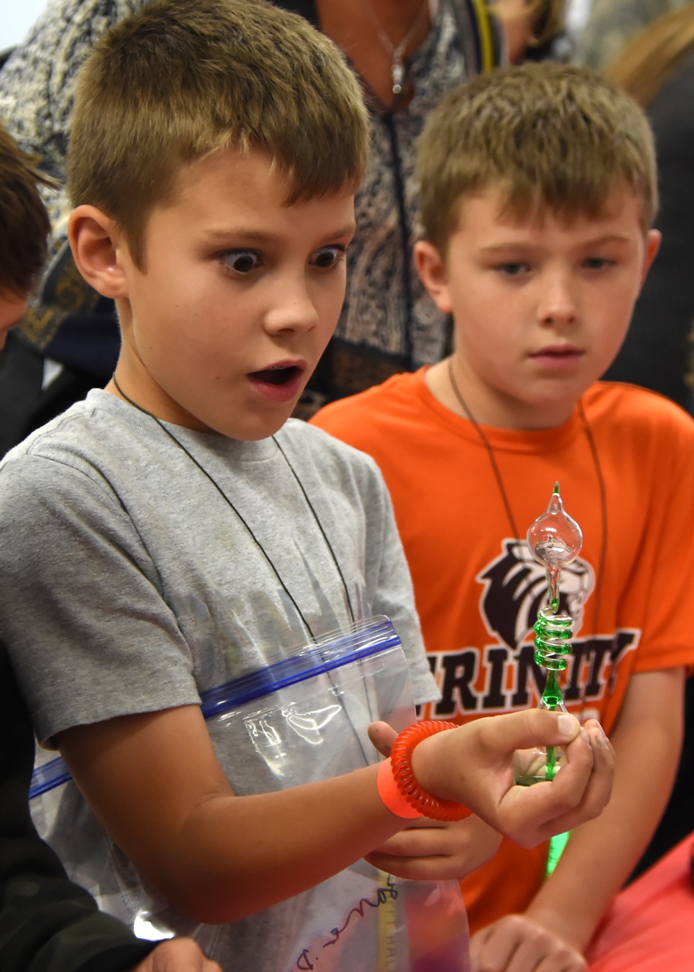 Los Angeles Air Force Base participates in STEM event at Pt. Vicente Elementary School
