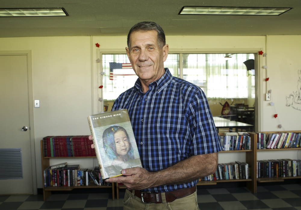 Vietnam Veteran returns library book 52 years later