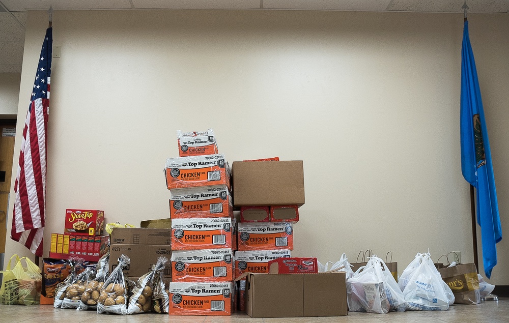 138FW Helps Guard Families in Need
