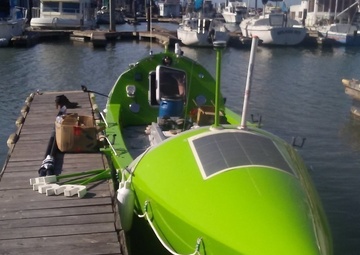 Coast Guard rescues trans-Pacific rower off Maui