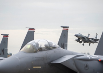 RAF Lakenheath: sky full